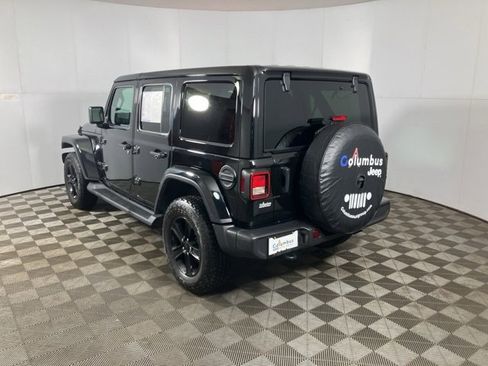 Used 2021 Jeep Wrangler Unlimited Sahara image 8