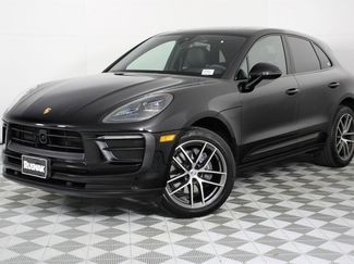 Used 2025 Porsche Macan video 1