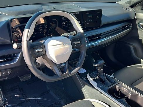 New 2025 Kia K4 GT-Line image 8