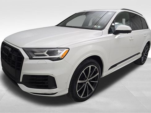 Used 2022 Audi Q7 3.0T Premium Plus w/ Premium Plus Package AWD/4WD image 5