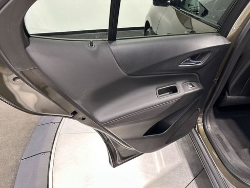 Used 2023 Chevrolet Equinox RS w/ LPO, Cargo Package AWD/4WD image 26