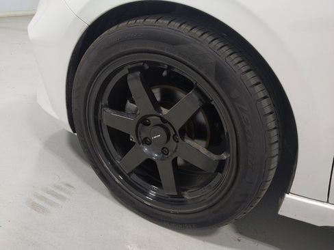 Used 2023 Kia Forte GT-Line w/ GT-Line Premium Package FWD image 31