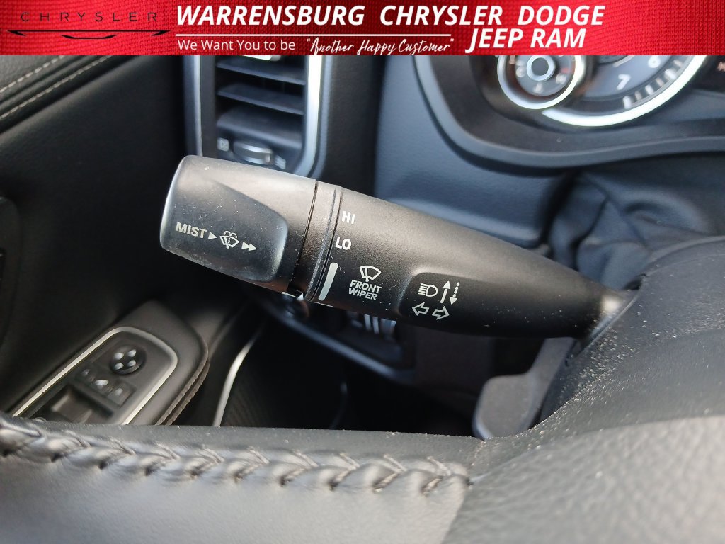 Used 2020 RAM 1500 Laramie w/ Sport Appearance Package AWD/4WD image 17
