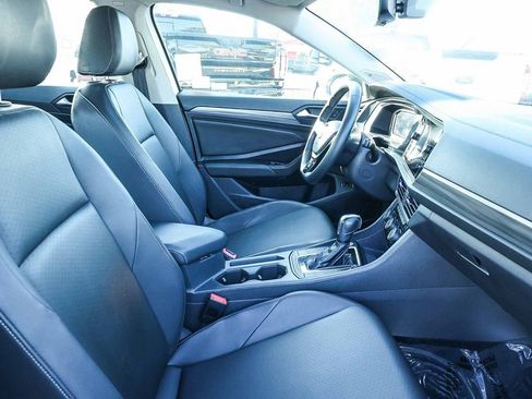 Used 2020 Volkswagen Jetta SEL image 24