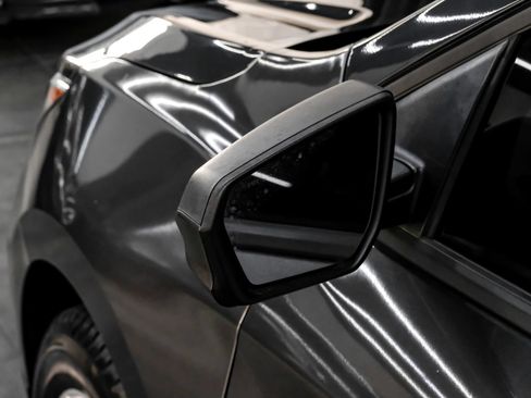 Used 2020 Chevrolet Equinox LS w/ LPO, Floor Liner Package FWD image 44