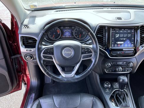Used 2020 Jeep Cherokee Limited AWD/4WD image 11