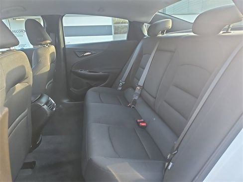 Used 2022 Chevrolet Malibu LT image 24