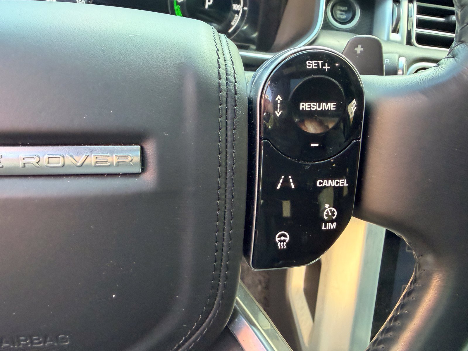 Used 2020 Land Rover Range Rover HSE AWD/4WD image 19