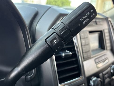 Used 2016 Ford F150 XLT w/ Equipment Group 301A Mid RWD image 26