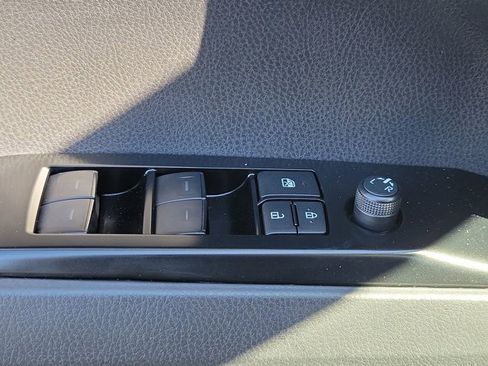 Used 2026 Toyota Camry LE image 29