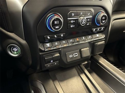 Used 2020 Chevrolet Silverado 2500 LTZ w/ LTZ Premium Package image 22