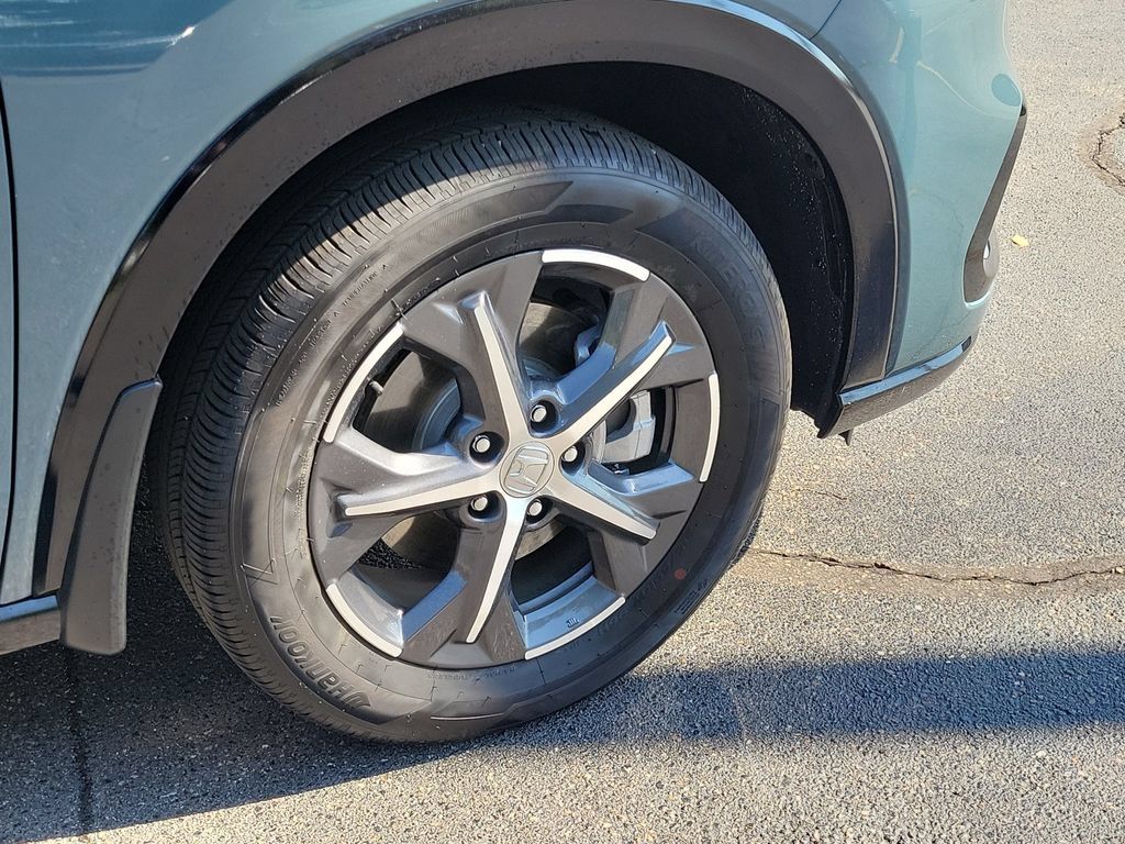 Used 2025 Honda HR-V EX-L image 6