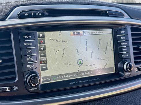 Used 2018 Kia Sorento SX AWD/4WD image 16