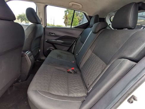 Used 2023 Nissan Kicks SV FWD image 15