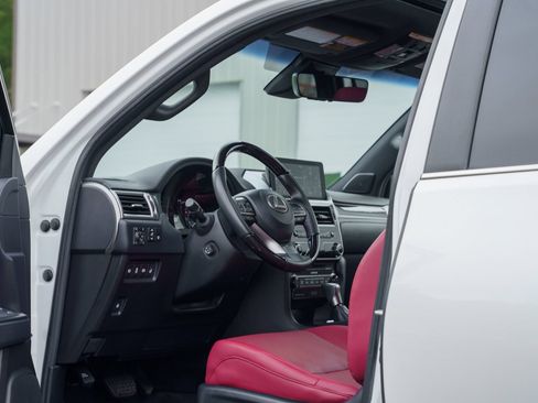 Used 2023 Lexus GX 460 Premium w/ Premium Plus Package AWD/4WD image 19