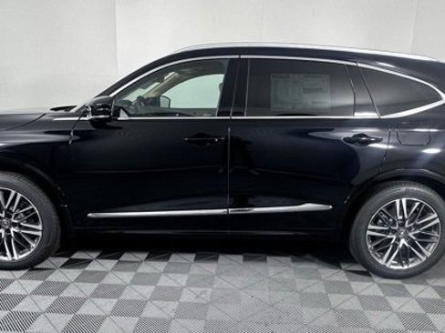 Certified 2025 Acura MDX w/ Advance Package image 5