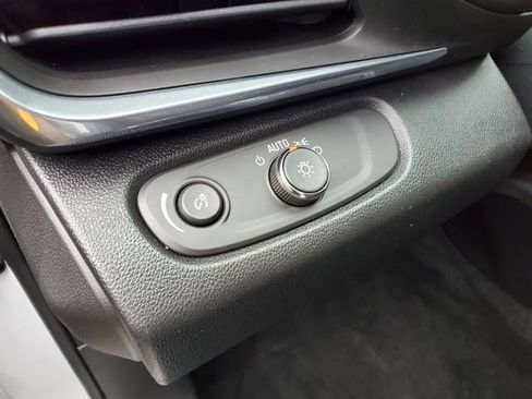 Certified 2024 Buick Envista Preferred w/ Convenience I Package image 23