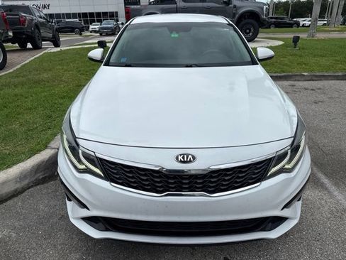 Used 2020 Kia Optima LX FWD image 2