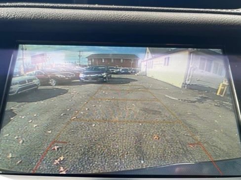 Used 2018 Cadillac XT5 Luxury w/ Driver Awareness Package FWD image 21