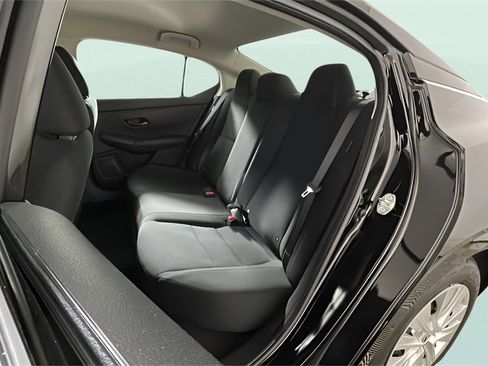 Used 2025 Nissan Sentra S image 27