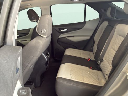 Used 2018 Chevrolet Equinox LT w/ Sun & Infotainment Package FWD image 25