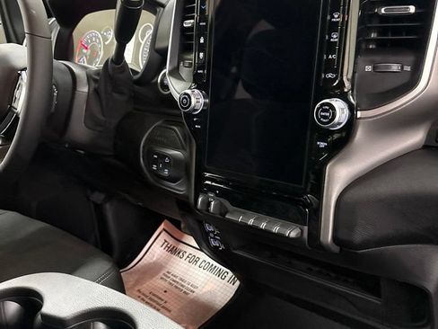 New 2026 RAM 2500 Big Horn AWD/4WD image 27