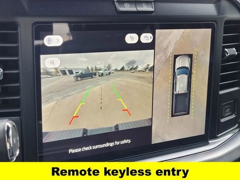 New 2026 Ford F250 Platinum w/ FX4 Off-Road Package image 16