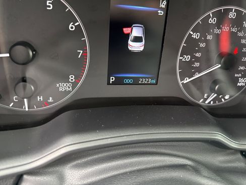 Used 2025 Toyota Corolla LE image 7