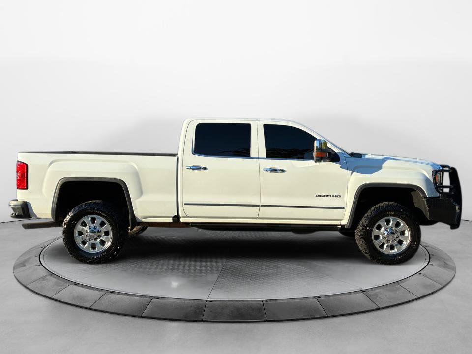 Used 2015 GMC Sierra 2500 SLT w/ Driver Alert Package AWD/4WD image 8