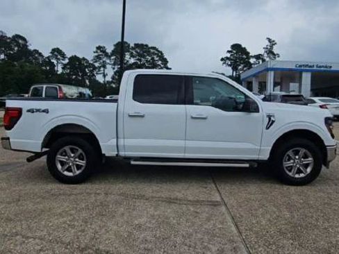 Used 2025 Ford F150 XLT w/ Equipment Group 301A Standard AWD/4WD image 9