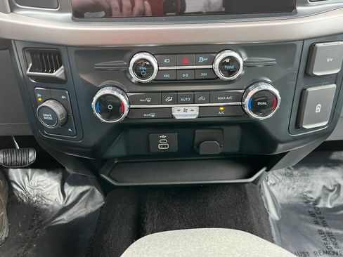 Used 2025 Ford F150 XLT w/ Equipment Group 301A Standard image 19