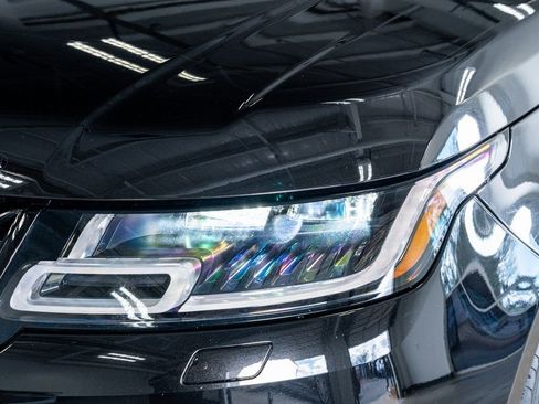 Used 2019 Land Rover Range Rover Sport HST image 13