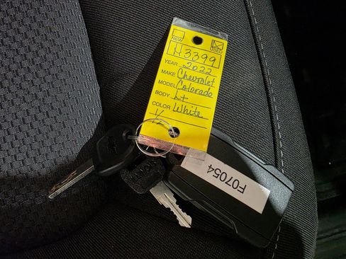 Used 2022 Chevrolet Colorado LT w/ Fleet Safety Package image 36