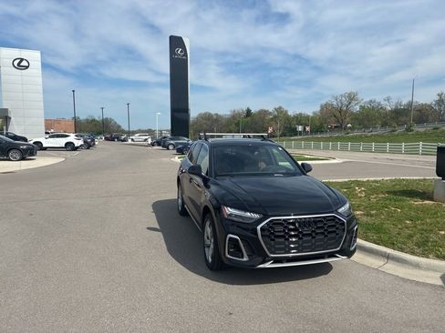 Used 2024 Audi Q5 2.0T Prestige image 25