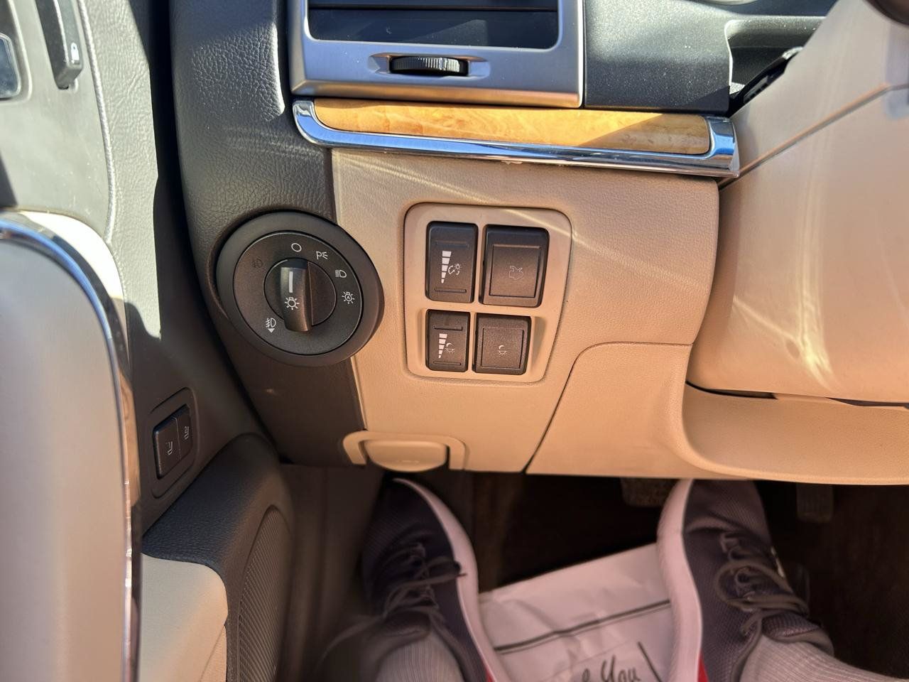 Used 2011 Lincoln MKZ AWD image 25