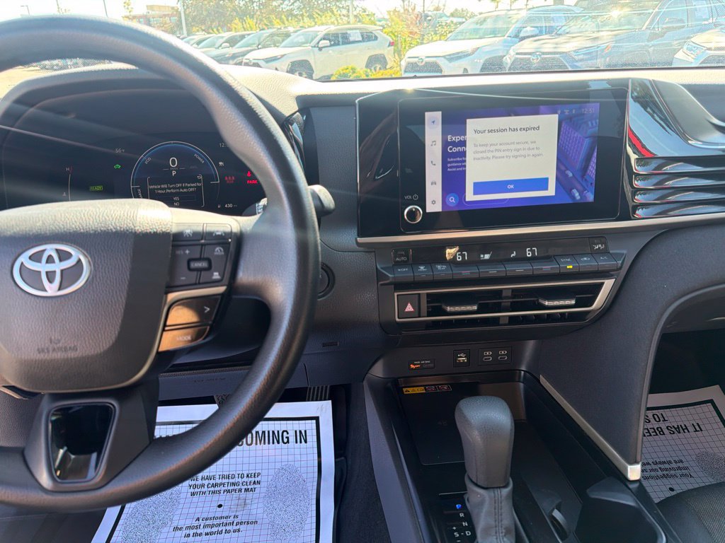 Used 2025 Toyota Camry LE FWD image 25