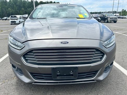 Used 2013 Ford Fusion SE FWD image 8