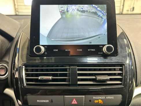 Used 2025 Mitsubishi Eclipse Cross LE AWD/4WD image 5