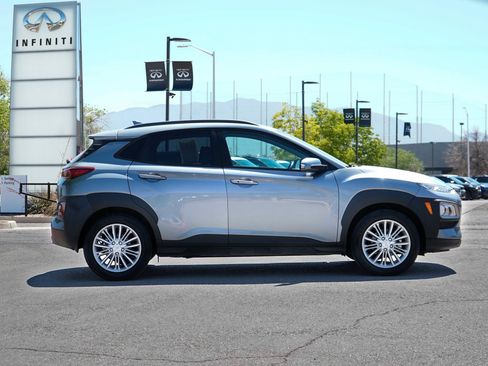 Used 2021 Hyundai Kona SEL Plus FWD image 15