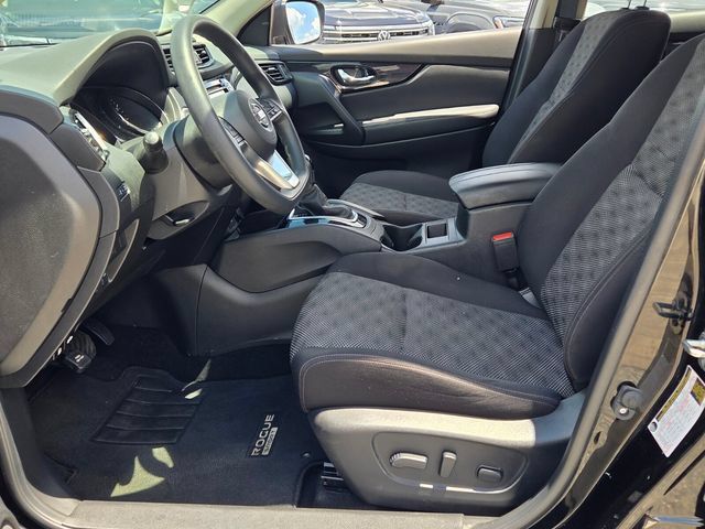 Used 2020 Nissan Rogue Sport SV AWD/4WD image 5