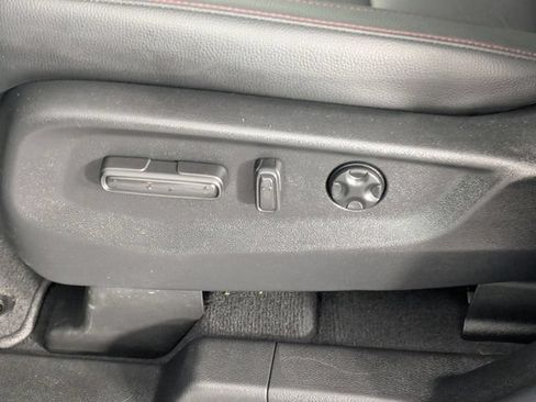 Used 2025 Honda Odyssey Sport-L image 12