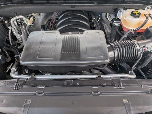 Certified 2024 Chevrolet Suburban RST w/ Luxury Package AWD/4WD image 30
