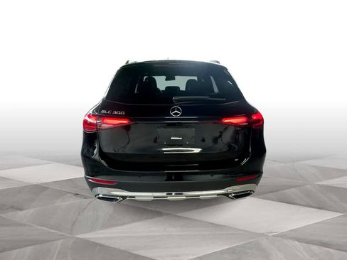 Used 2026 Mercedes-Benz GLC 300 image 7