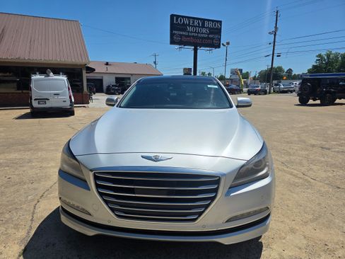Used 2016 Hyundai Genesis 3.8 w/ Option Group 02 RWD image 2