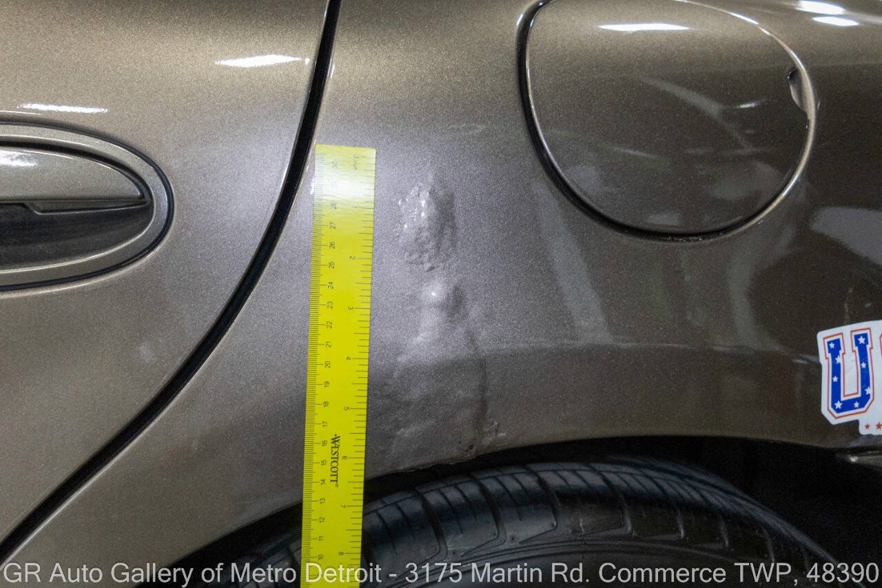 Used 2000 Pontiac Bonneville SSEi FWD image 31