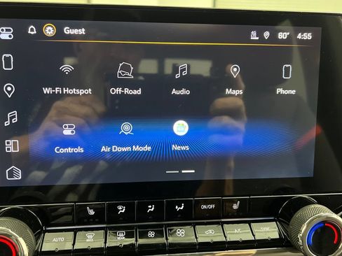 Used 2026 Chevrolet Colorado Z71 AWD/4WD image 55