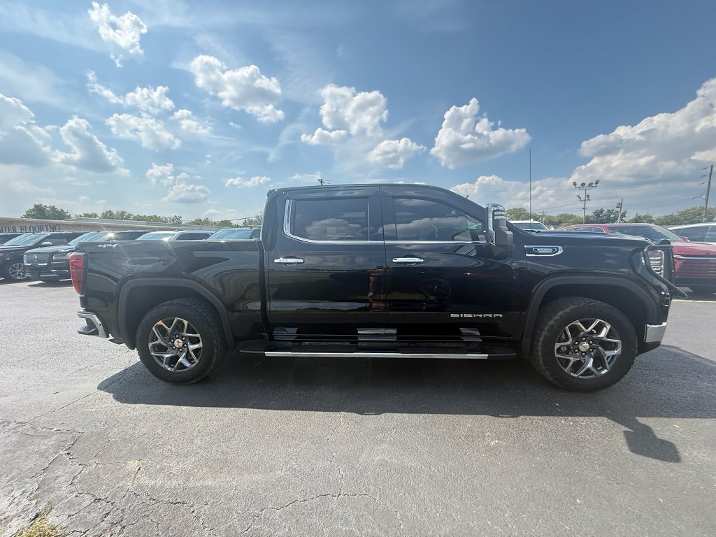 Used 2026 GMC Sierra 1500 SLT w/ SLT Premium Plus Package AWD/4WD image 2