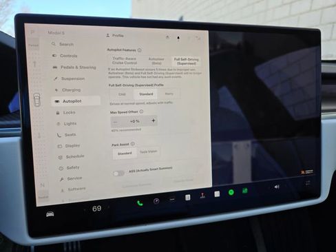 Used 2021 Tesla Model S Plaid image 44