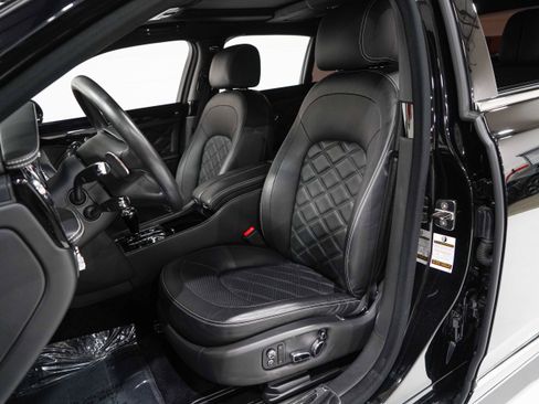 Used 2016 Bentley Mulsanne Speed RWD image 9