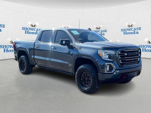Used 2020 GMC Sierra 1500 AT4 w/ Technology Package image 10
